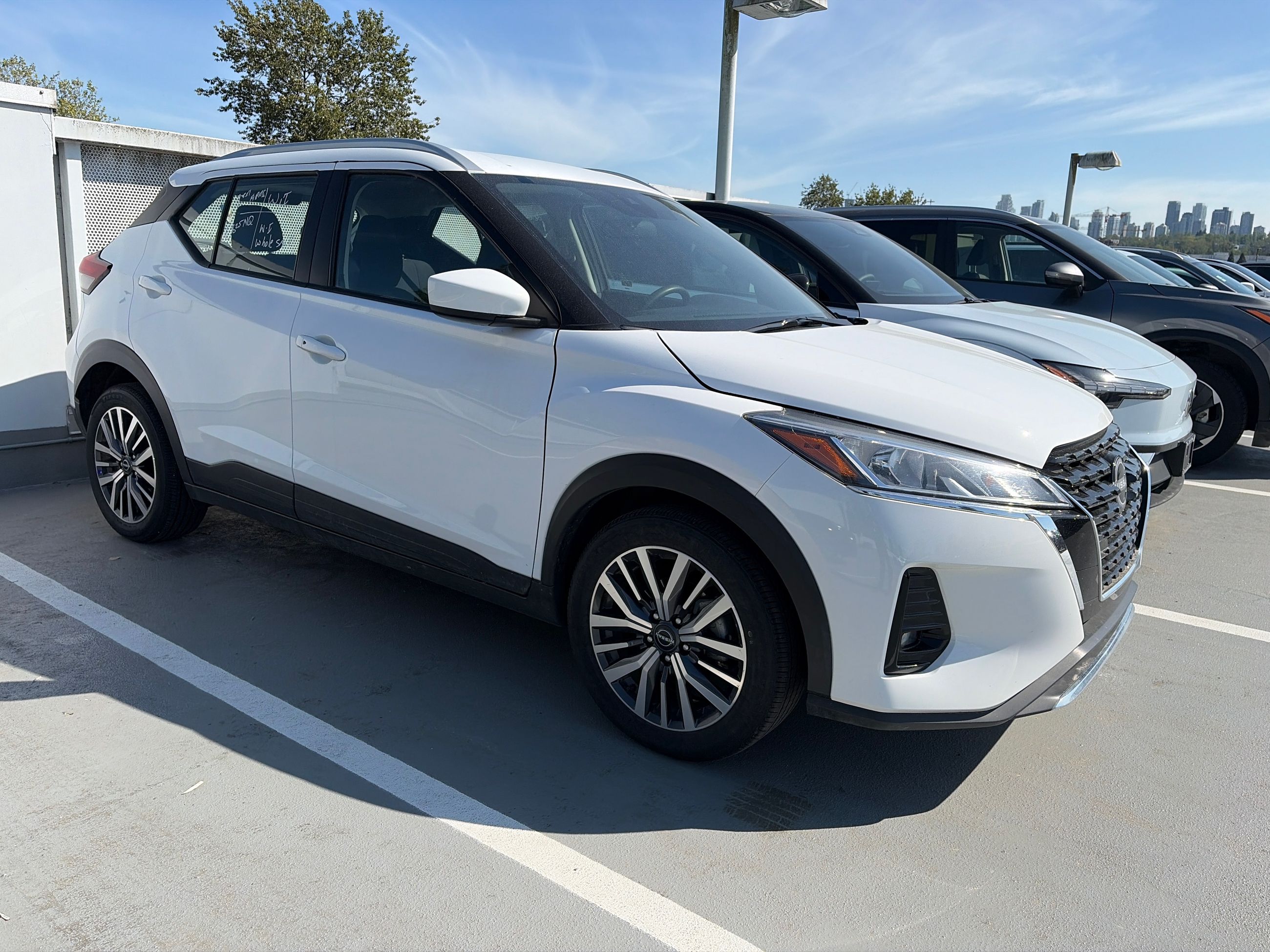 2025 Nissan Kicks Play